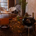 Dotplaneline House