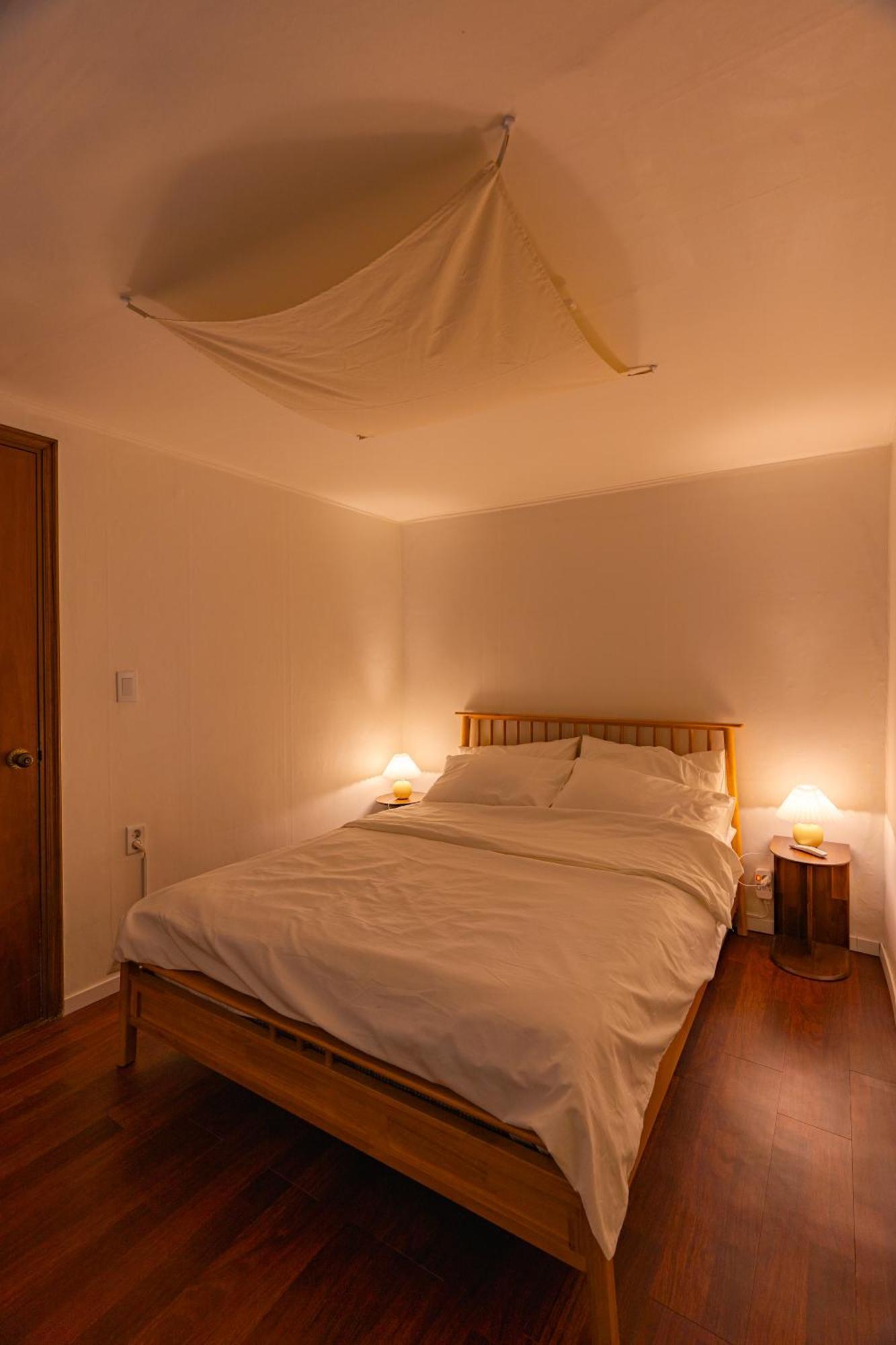 Dotplaneline House Guest house Seoul